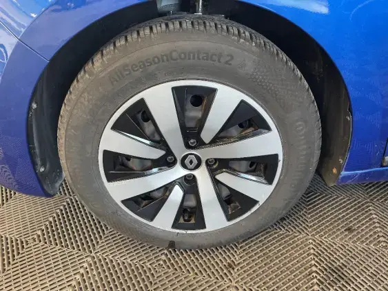 RENAULT CLIO V - voiture d'occasion - Photo 23