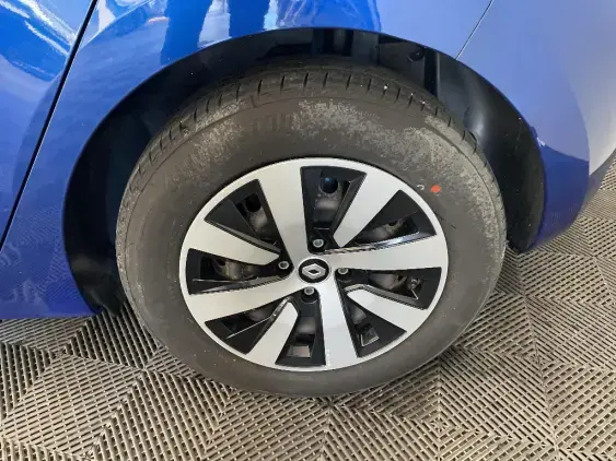 RENAULT CLIO V - voiture d'occasion - Photo 24