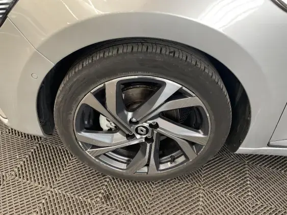 RENAULT CLIO V - voiture d'occasion - Photo 23