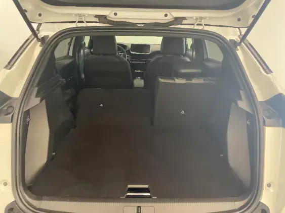 PEUGEOT 2008 II - voiture d'occasion - Photo 16