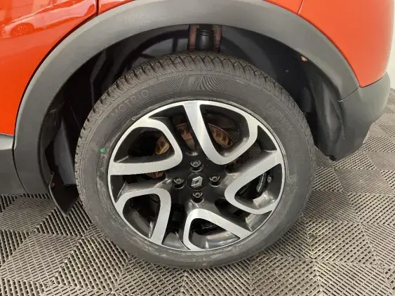 RENAULT CAPTUR - voiture d'occasion - Photo 24