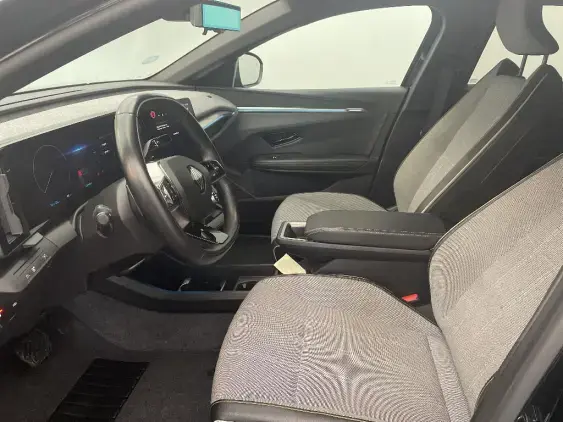 RENAULT MEGANE V - voiture d'occasion - Photo 18