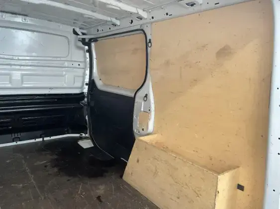 RENAULT TRAFIC FG III - voiture d'occasion - Photo 16