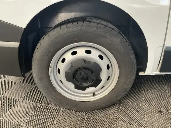 RENAULT TRAFIC FG III - voiture d'occasion - Photo 25