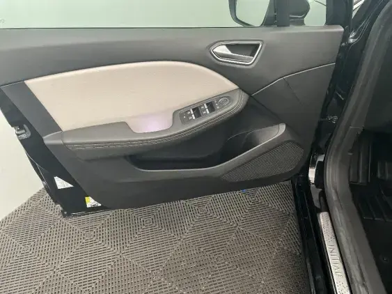 RENAULT CLIO V - voiture d'occasion - Photo 20