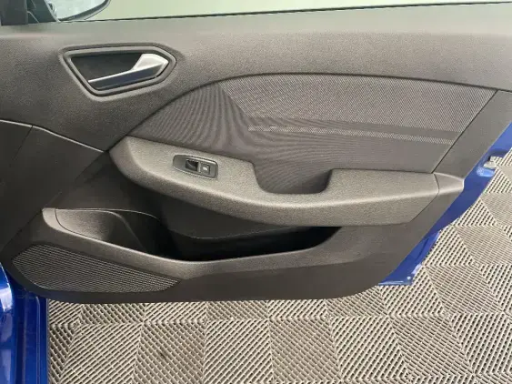 RENAULT CLIO V - voiture d'occasion - Photo 20