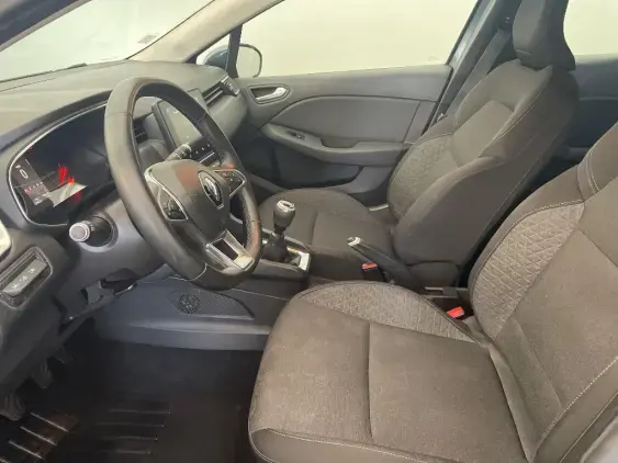 RENAULT CLIO V - voiture d'occasion - Photo 18