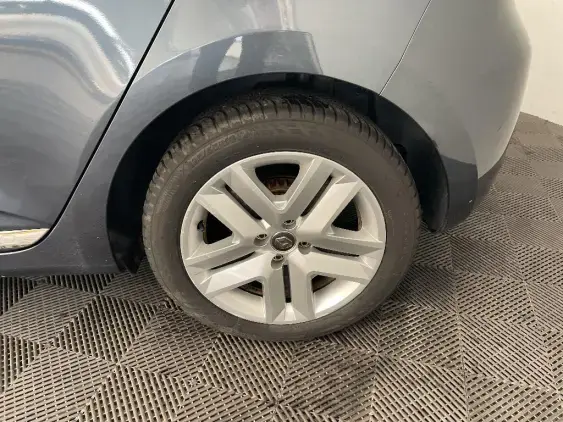 RENAULT CLIO V - voiture d'occasion - Photo 24