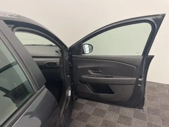 DACIA SANDERO III - voiture d'occasion - Photo 20
