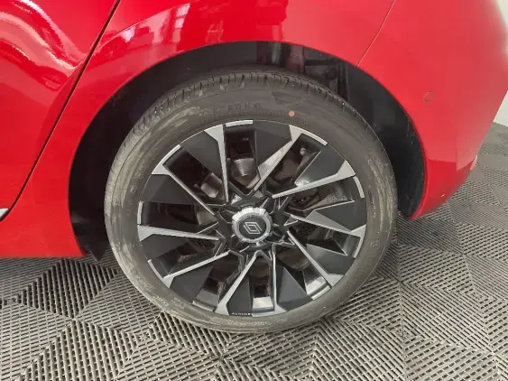 RENAULT CLIO V - voiture d'occasion - Photo 24