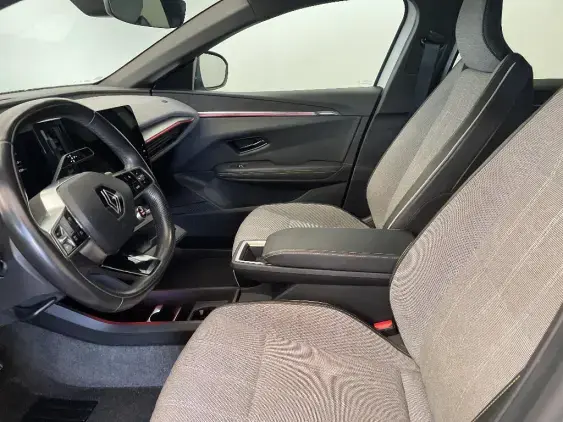 RENAULT MEGANE V - voiture d'occasion - Photo 18