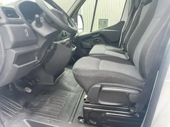 RENAULT MASTER III - voiture d'occasion - Photo 18