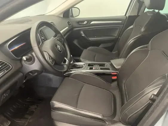RENAULT SCENIC IV - voiture d'occasion - Photo 18