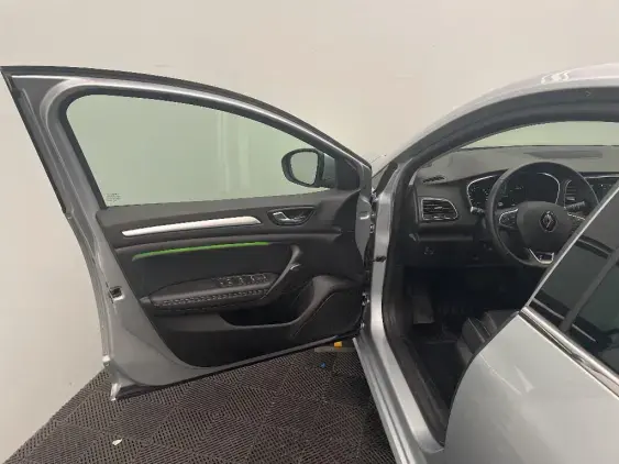 RENAULT SCENIC IV - voiture d'occasion - Photo 19