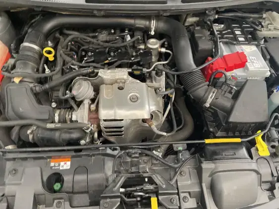 FORD FIESTA VI - voiture d'occasion - Photo 21