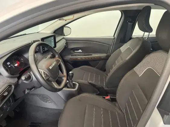 DACIA SANDERO III - voiture d'occasion - Photo 18