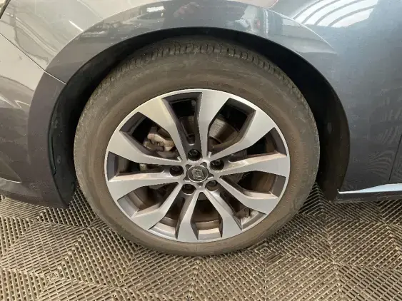 RENAULT MEGANE IV - voiture d'occasion - Photo 23