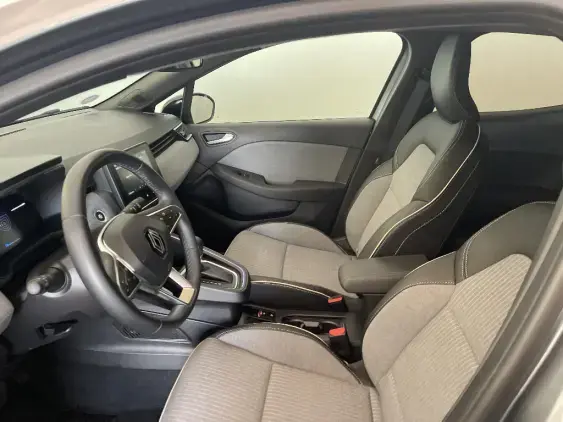 RENAULT CLIO V - voiture d'occasion - Photo 18