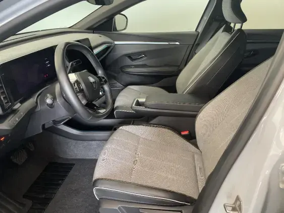 RENAULT MEGANE V - voiture d'occasion - Photo 18