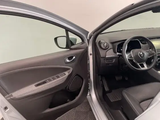 RENAULT ZOE - voiture d'occasion - Photo 19