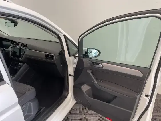 VOLKSWAGEN TOURAN III - voiture d'occasion - Photo 20