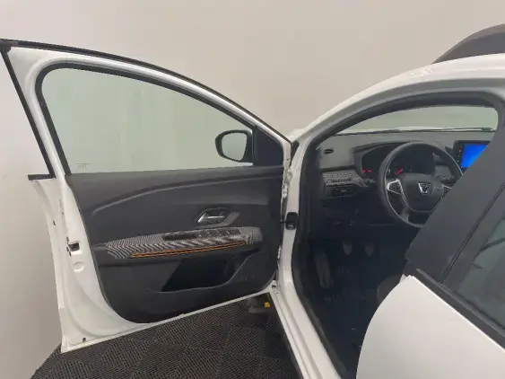 DACIA SANDERO III - voiture d'occasion - Photo 19