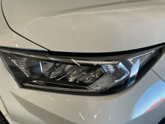 TOYOTA RAV4 V - voiture d'occasion - Photo 21