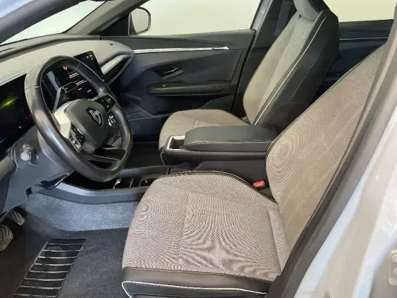 RENAULT MEGANE V - voiture d'occasion - Photo 18