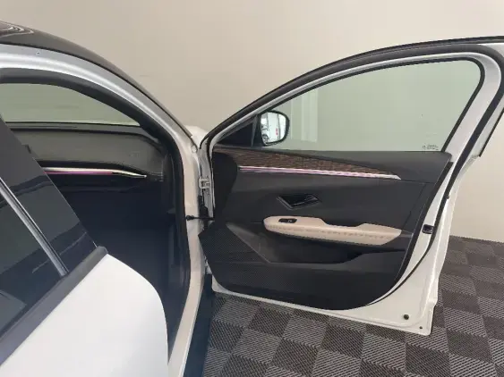 RENAULT MEGANE V - voiture d'occasion - Photo 20