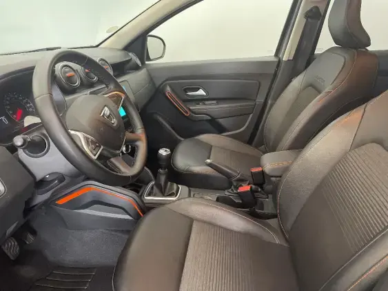DACIA DUSTER II - voiture d'occasion - Photo 18
