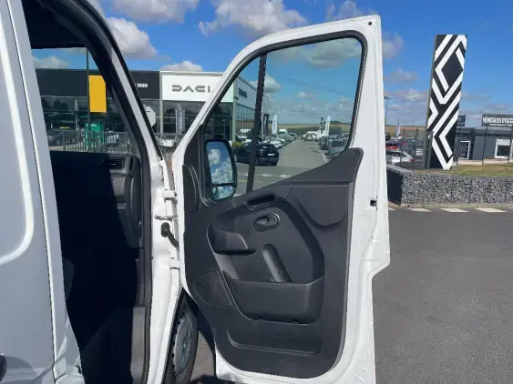 RENAULT MASTER FG III - voiture d'occasion - Photo 20