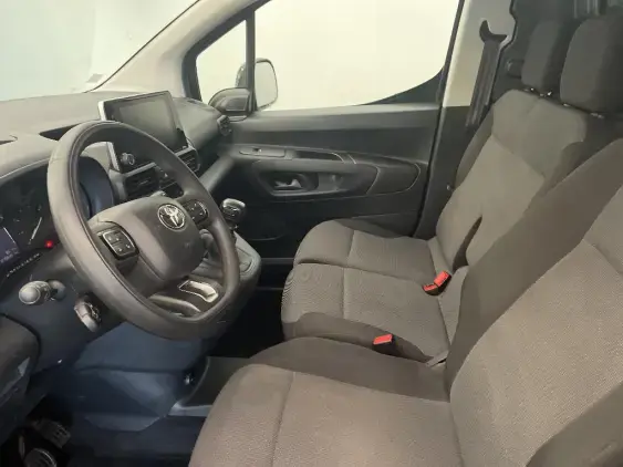 TOYOTA PROACE CITY - voiture d'occasion - Photo 18