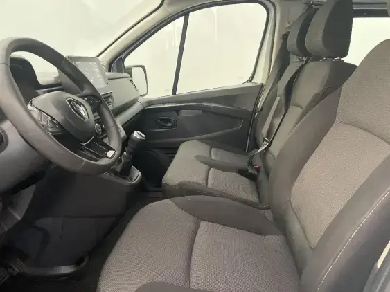 RENAULT TRAFIC III - voiture d'occasion - Photo 18
