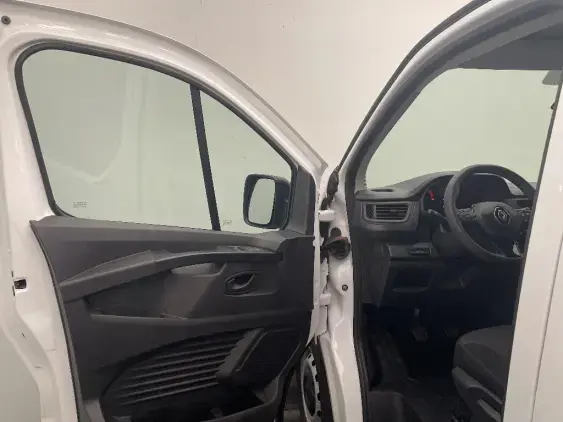 RENAULT TRAFIC III - voiture d'occasion - Photo 19