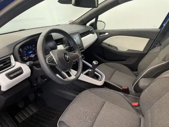RENAULT CLIO V - voiture d'occasion - Photo 18