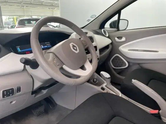 RENAULT ZOE - voiture d'occasion - Photo 18