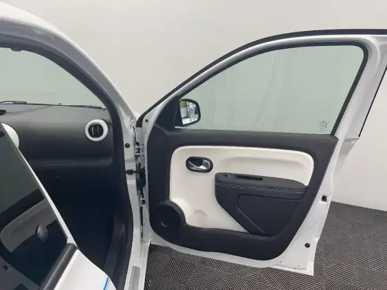 RENAULT TWINGO ELECTRIQUE III - voiture d'occasion - Photo 20