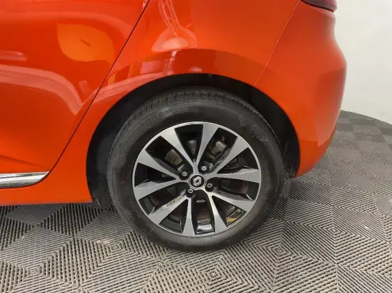 RENAULT CLIO V - voiture d'occasion - Photo 24