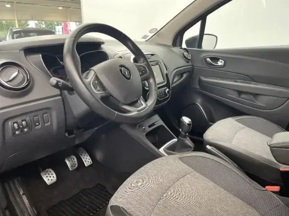 RENAULT CAPTUR - voiture d'occasion - Photo 18
