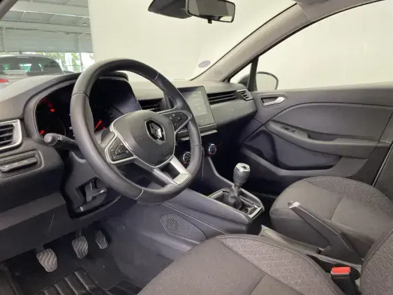 RENAULT CLIO V - voiture d'occasion - Photo 17