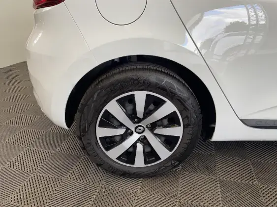 RENAULT CLIO V - voiture d'occasion - Photo 24