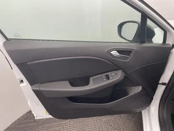 RENAULT CLIO V - voiture d'occasion - Photo 18