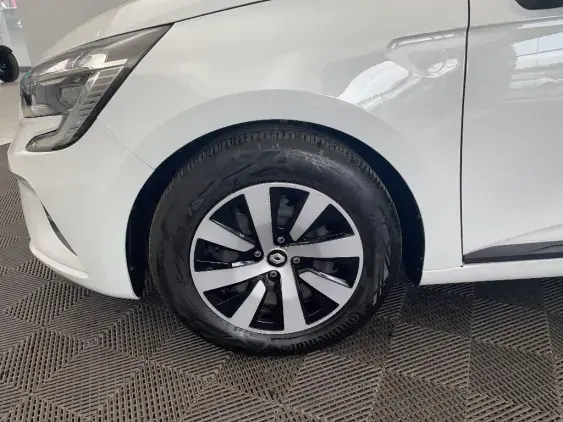 RENAULT CLIO V - voiture d'occasion - Photo 22