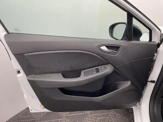 RENAULT CLIO V - voiture d'occasion - Photo 18