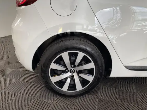 RENAULT CLIO V - voiture d'occasion - Photo 24