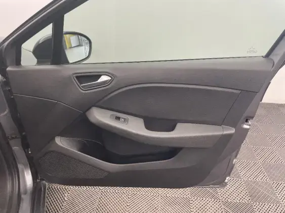 RENAULT CLIO V - voiture d'occasion - Photo 20