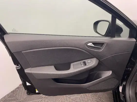 RENAULT CLIO V - voiture d'occasion - Photo 18