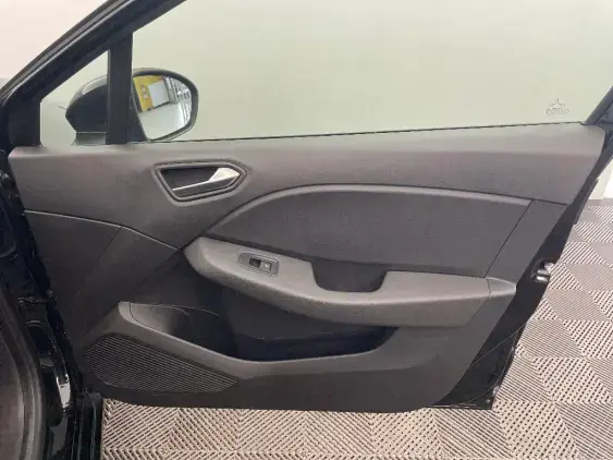 RENAULT CLIO V - voiture d'occasion - Photo 19