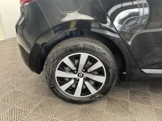 RENAULT CLIO V - voiture d'occasion - Photo 24