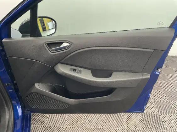 RENAULT CLIO V - voiture d'occasion - Photo 20